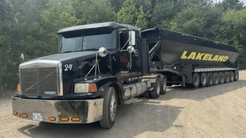 Hauling asphalt and aggregates