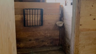 Livestock barn